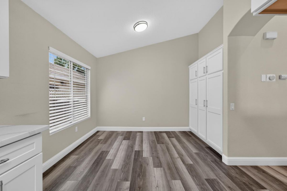 5297 Dreamgarden Loop