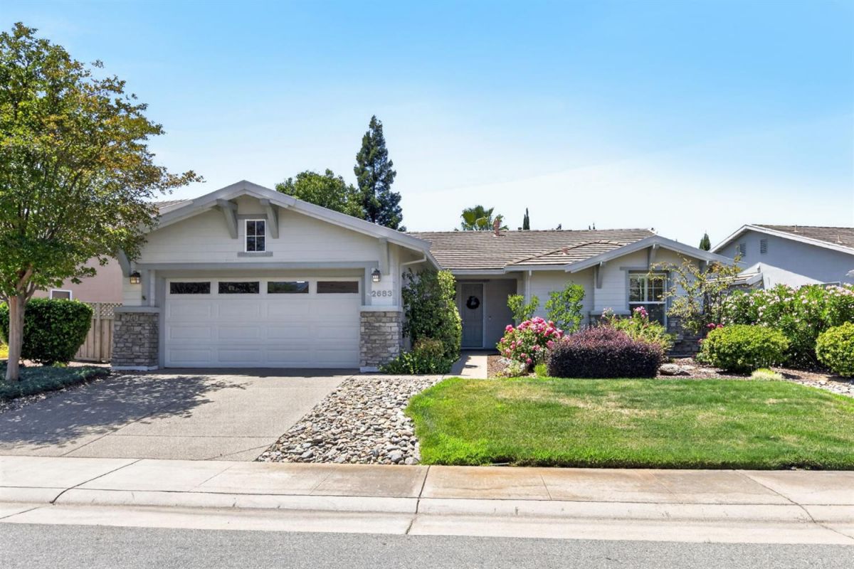 2683 Kingfisher Lane