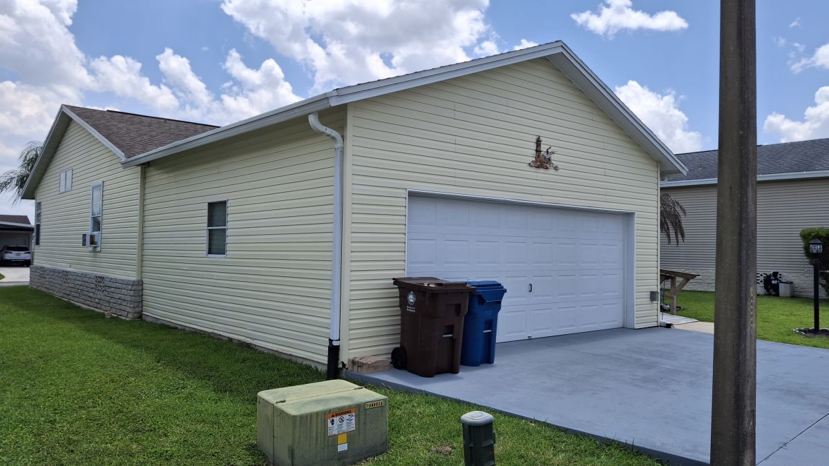 3000 US HWY 17/92 W LOT #652