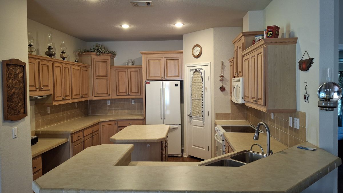 3000 US HWY 17/92 W LOT #652