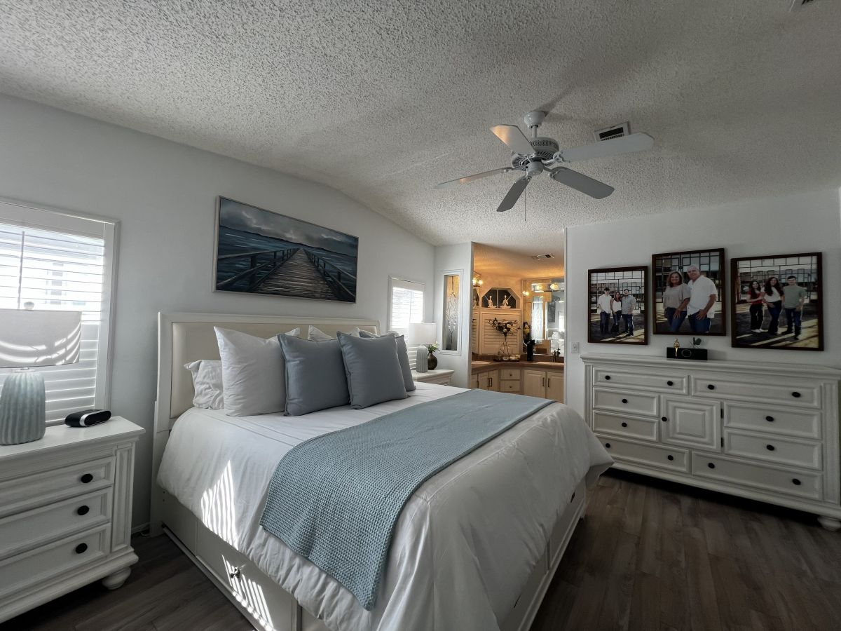 29200 S. Jones Loop Road #310