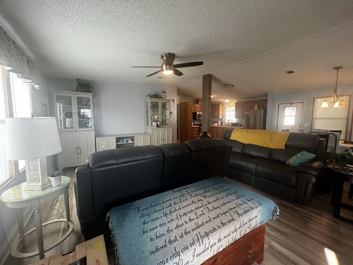 29200 S. Jones Loop Road #376