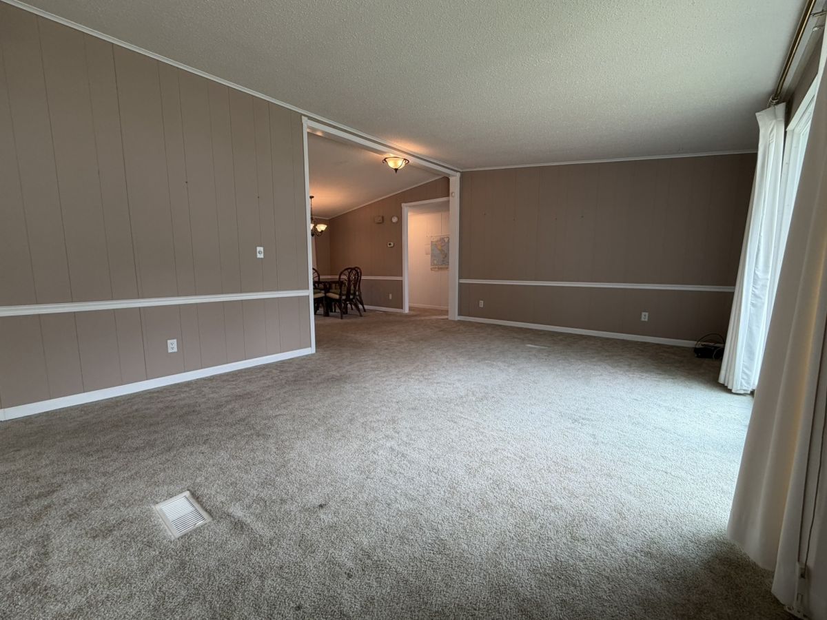 3364 Charleston Trail