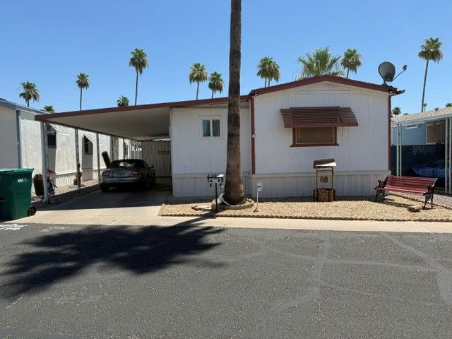2050 W. Dunlap Ave #B179