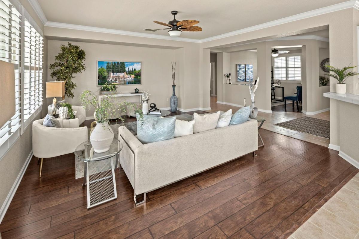 1289 Magnolia Lane