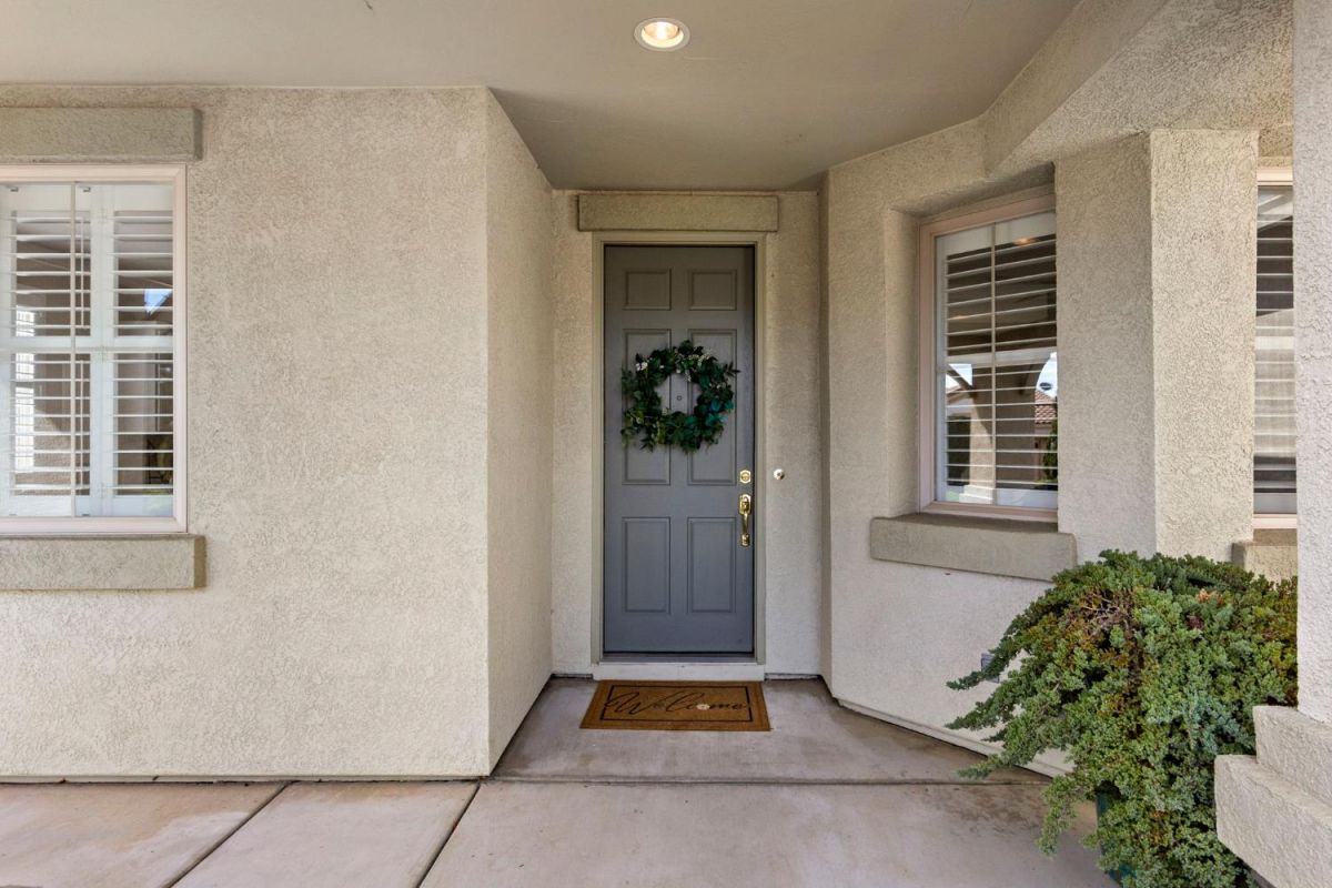 1289 Magnolia Lane
