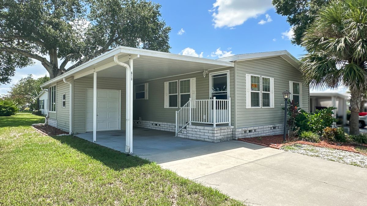 613 Water Oak Blvd
