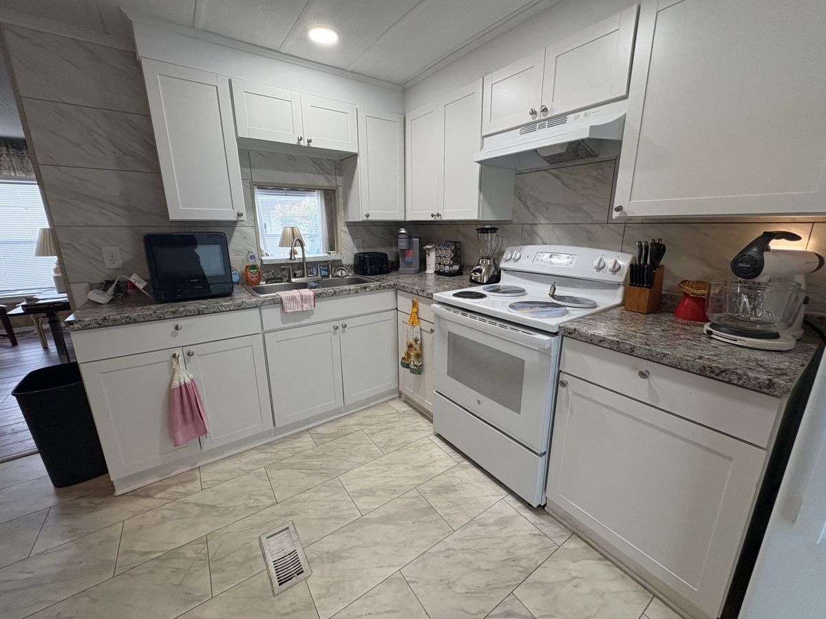 2552 NE Turner Ave #0087