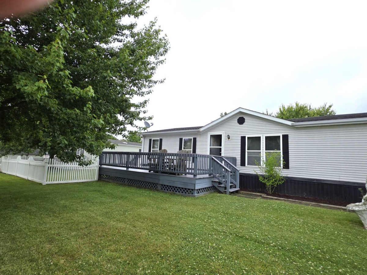 209 Island Drive