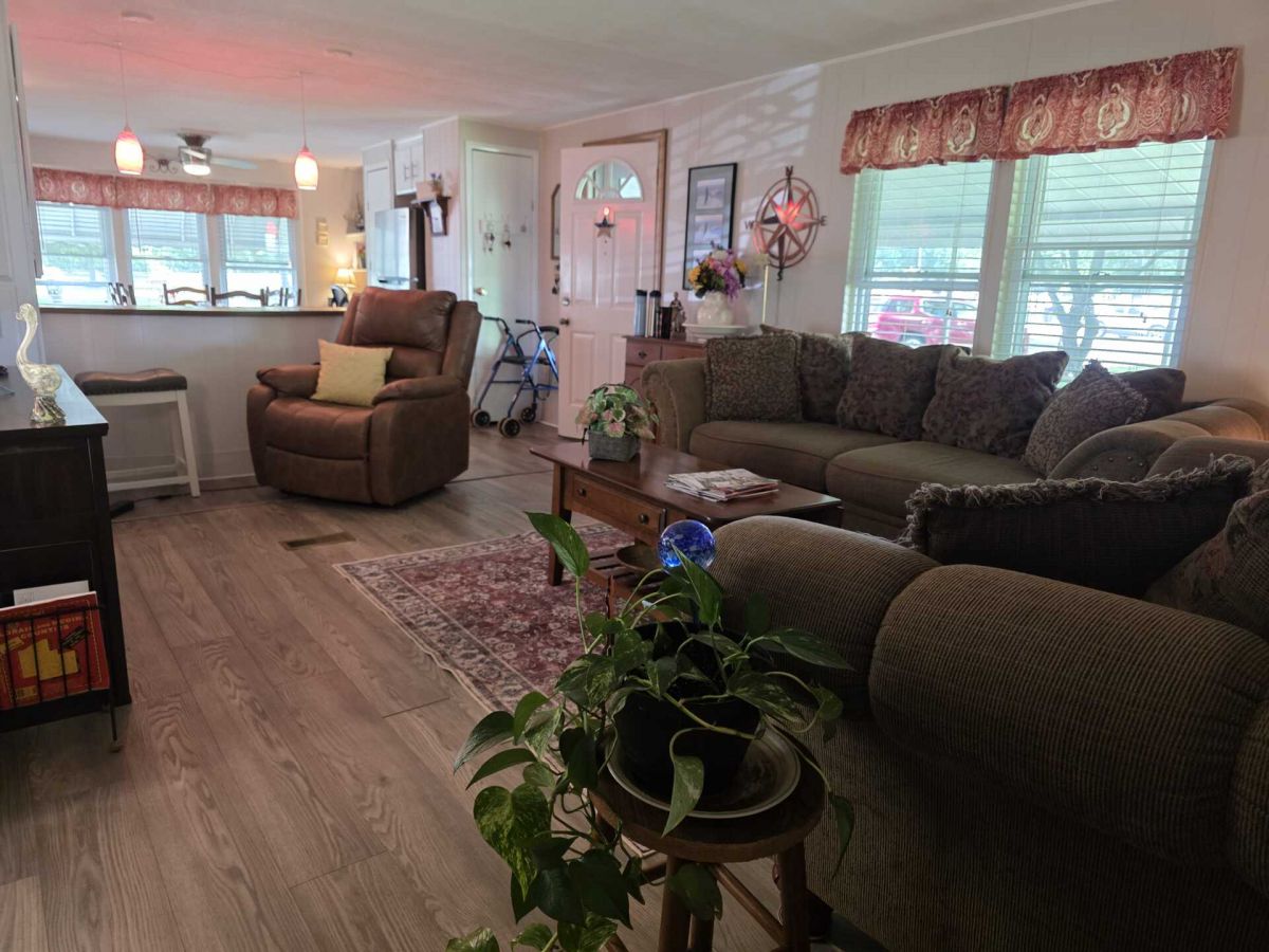 108 Hickory Circle