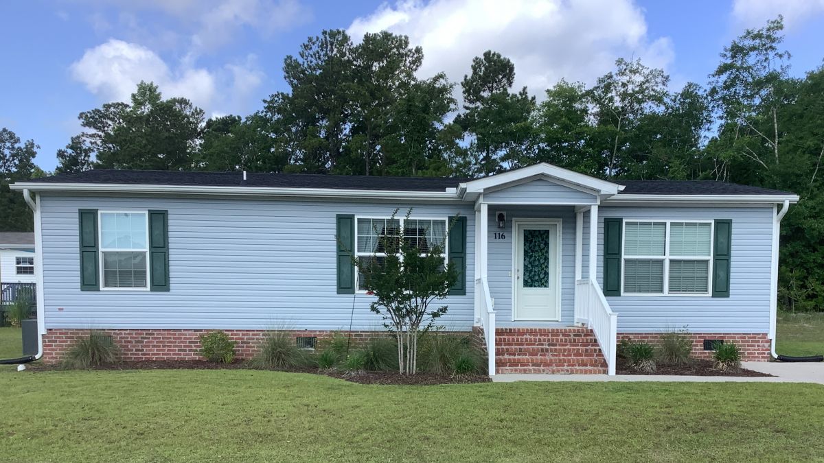 116 Dewberry Lane