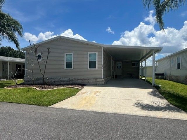 341 Belle Tower Ave