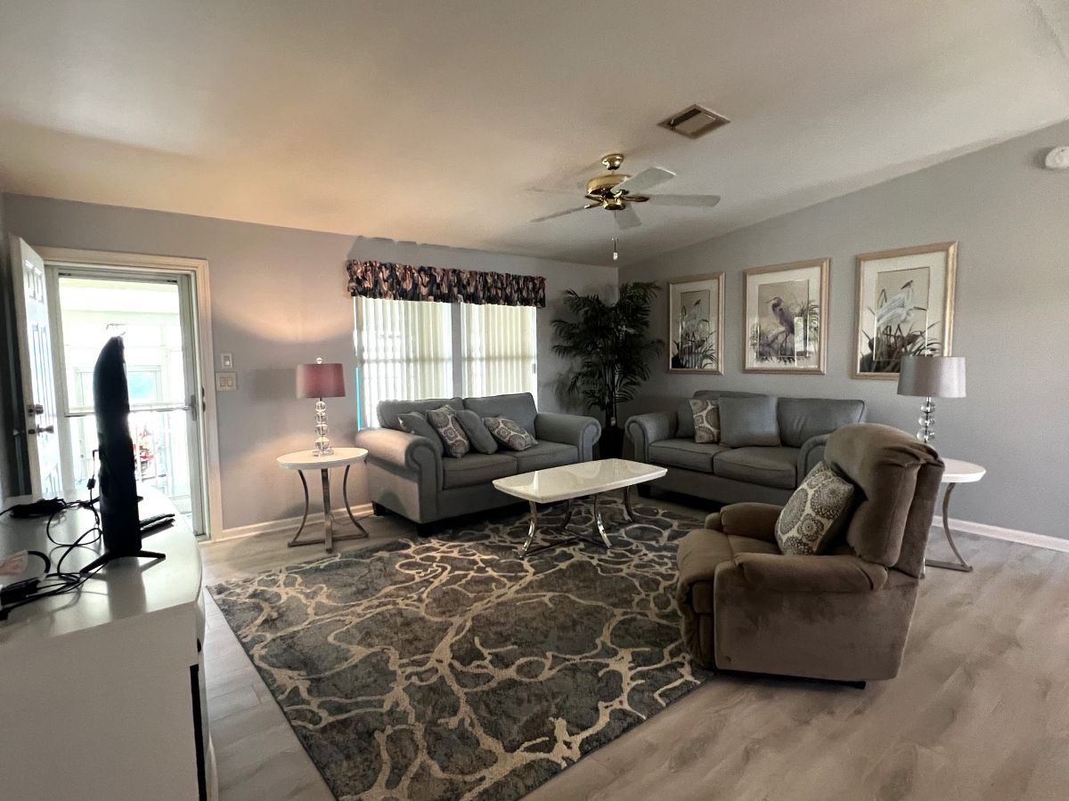 29200 S. Jones Loop Road #139