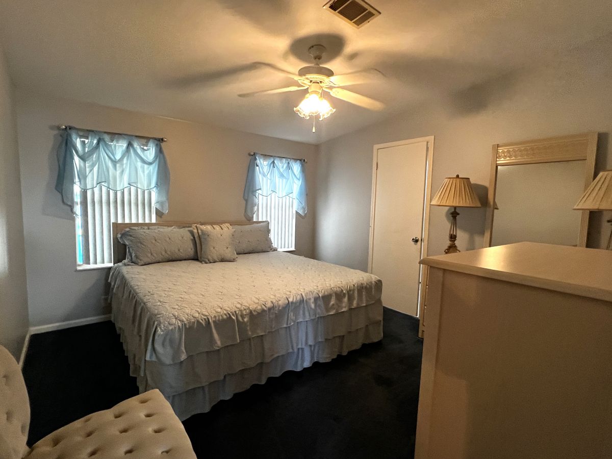 29200 S. Jones Loop Road #139
