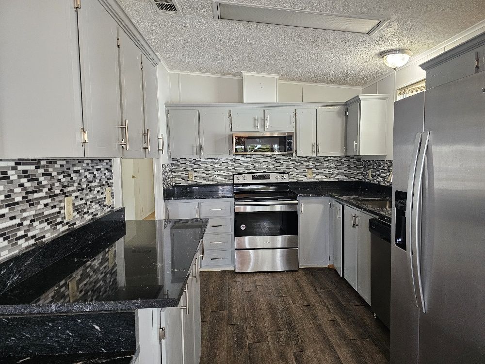671 Bella Vista