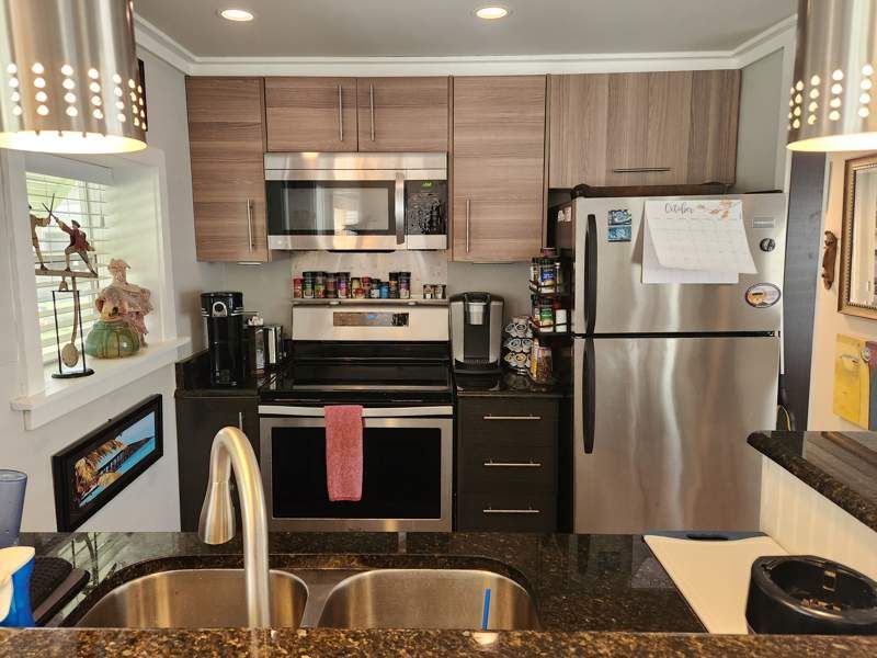 5200 28th Street North, #403