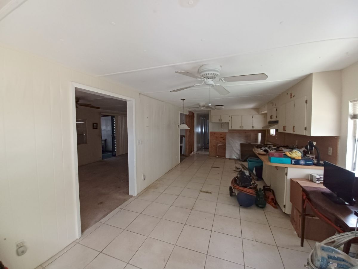 3223 NW 67th St