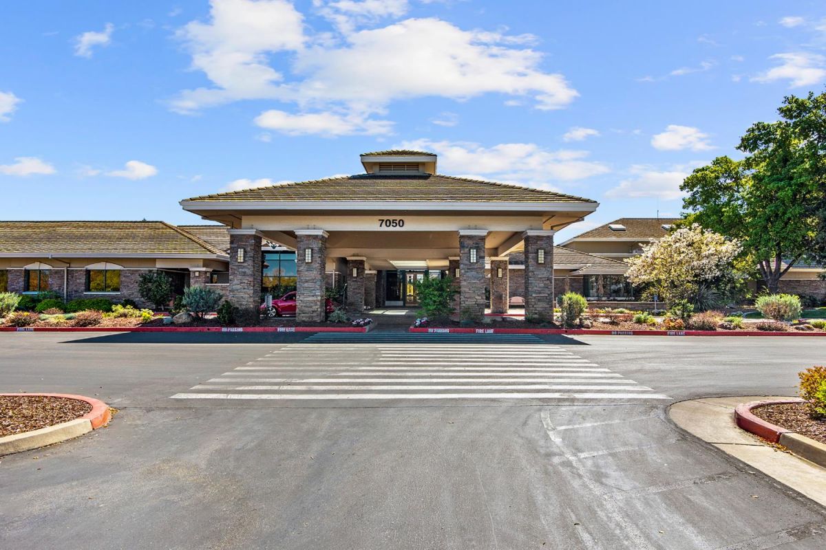 7469 Apple Hollow Loop
