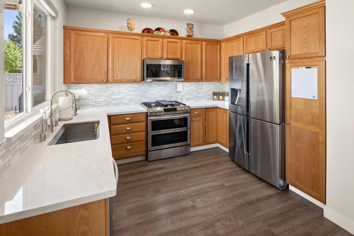 7469 Apple Hollow Loop