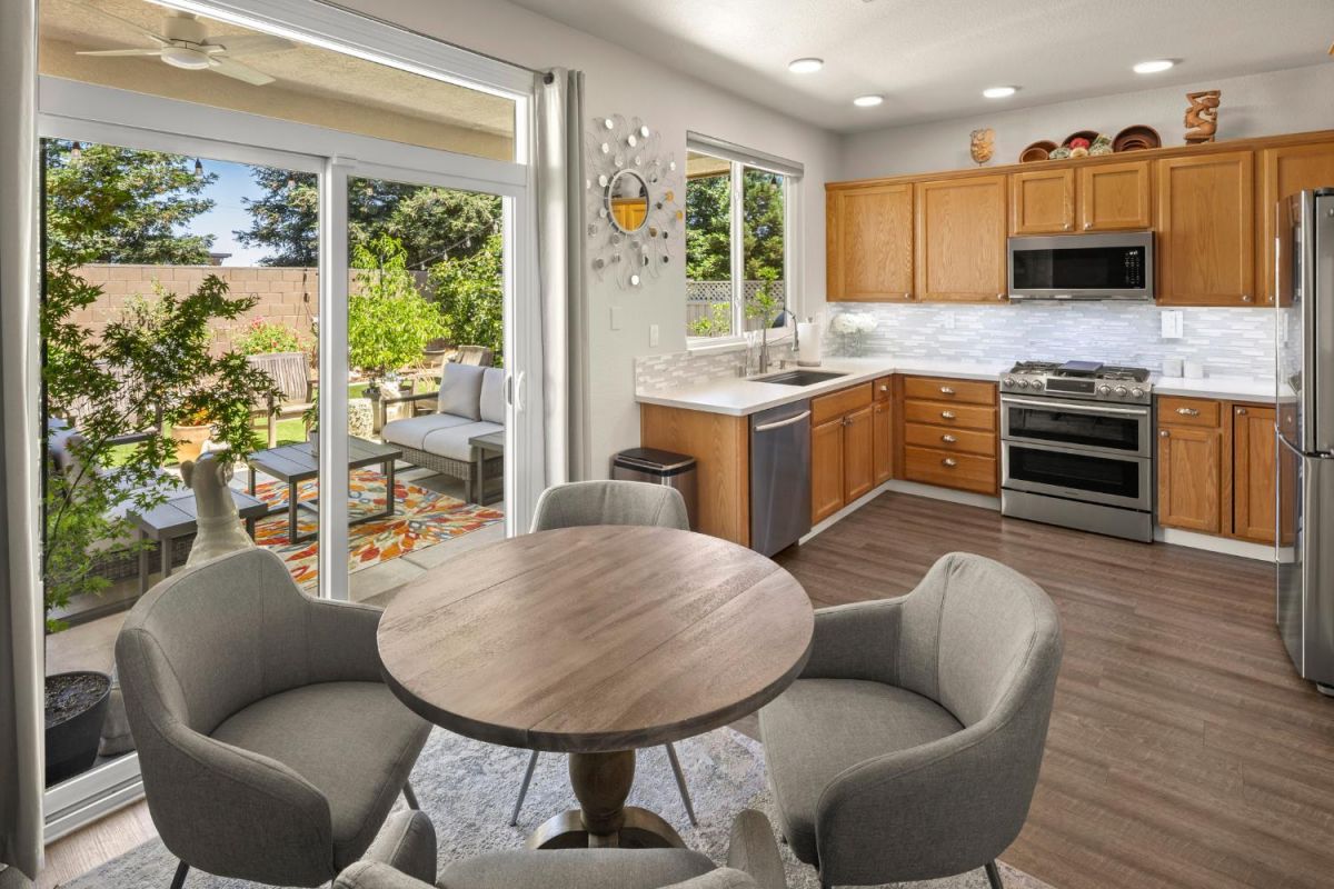 7469 Apple Hollow Loop