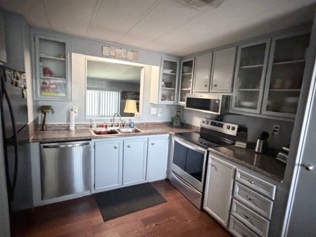 3104 E. BROADWAY, LOT #73