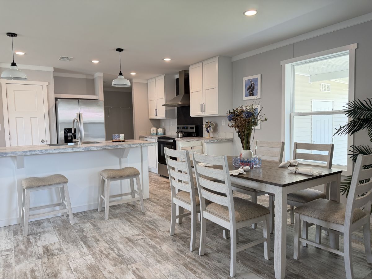 2729 PIER DR