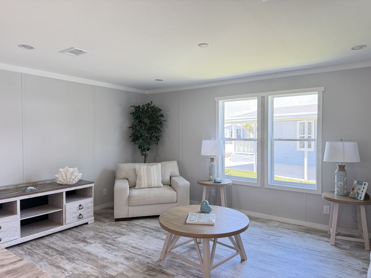 2729 PIER DR