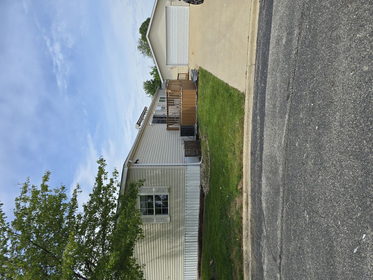 1077 Cherry Street