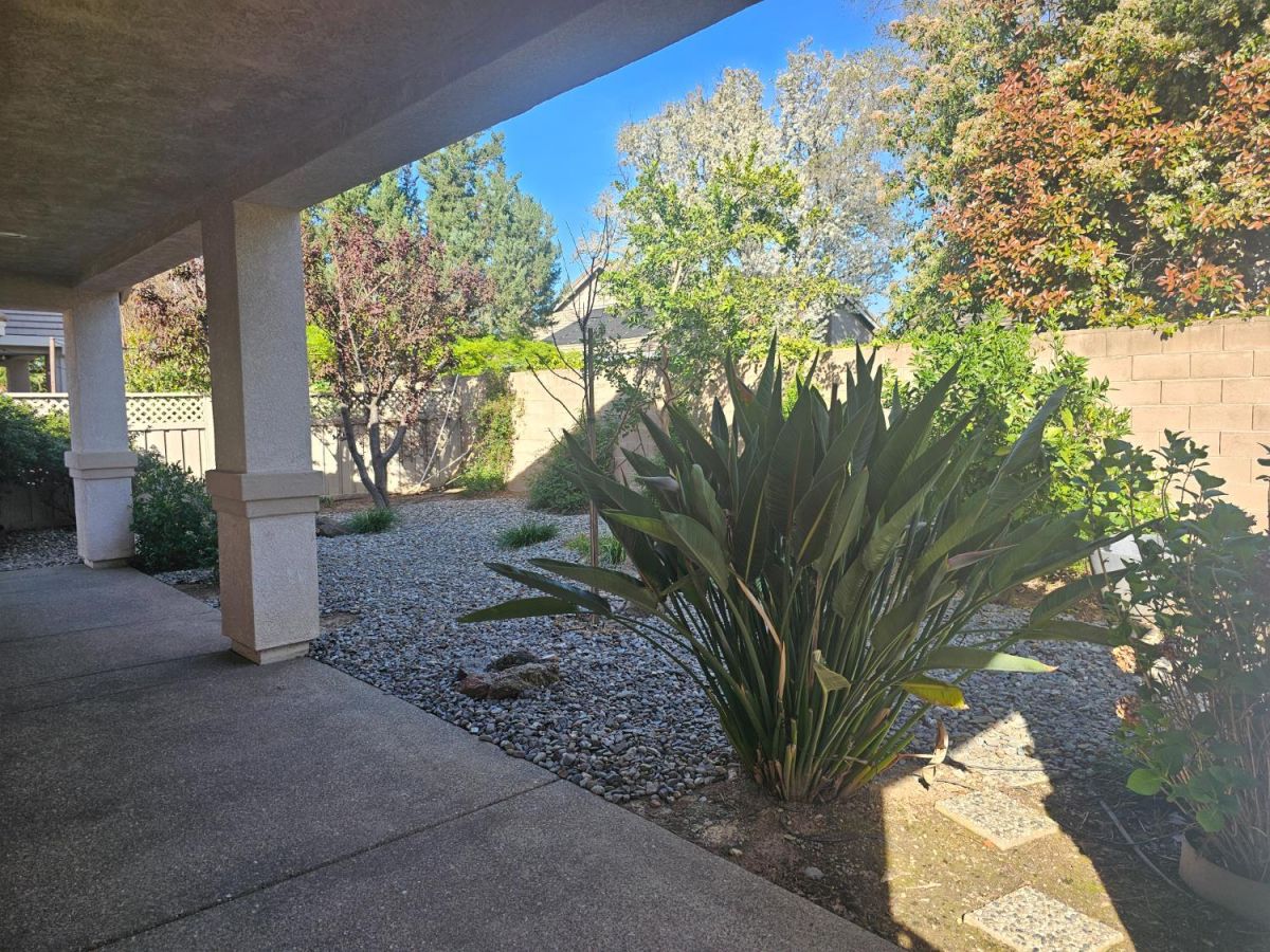4034 Sylvan Glen Lane
