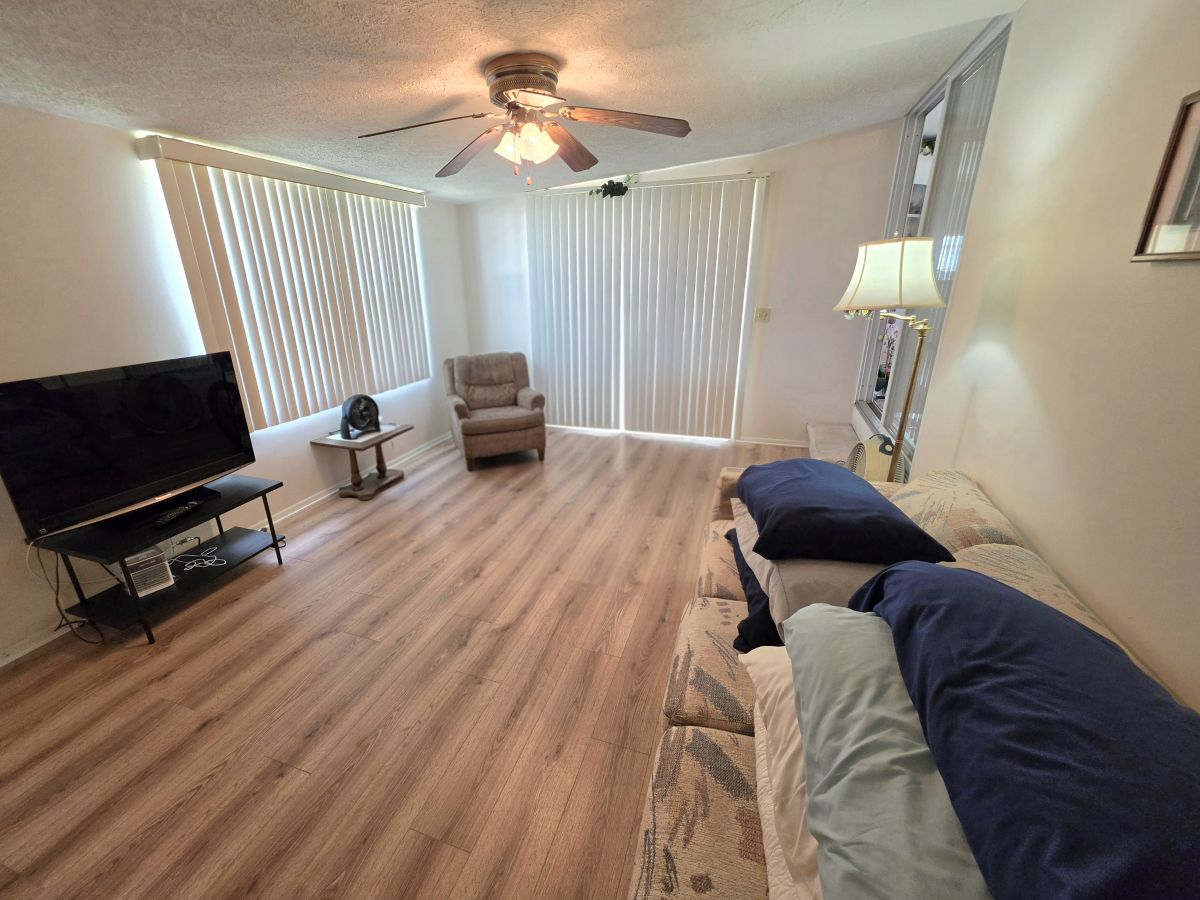 3901 Bahia Vista St. #717