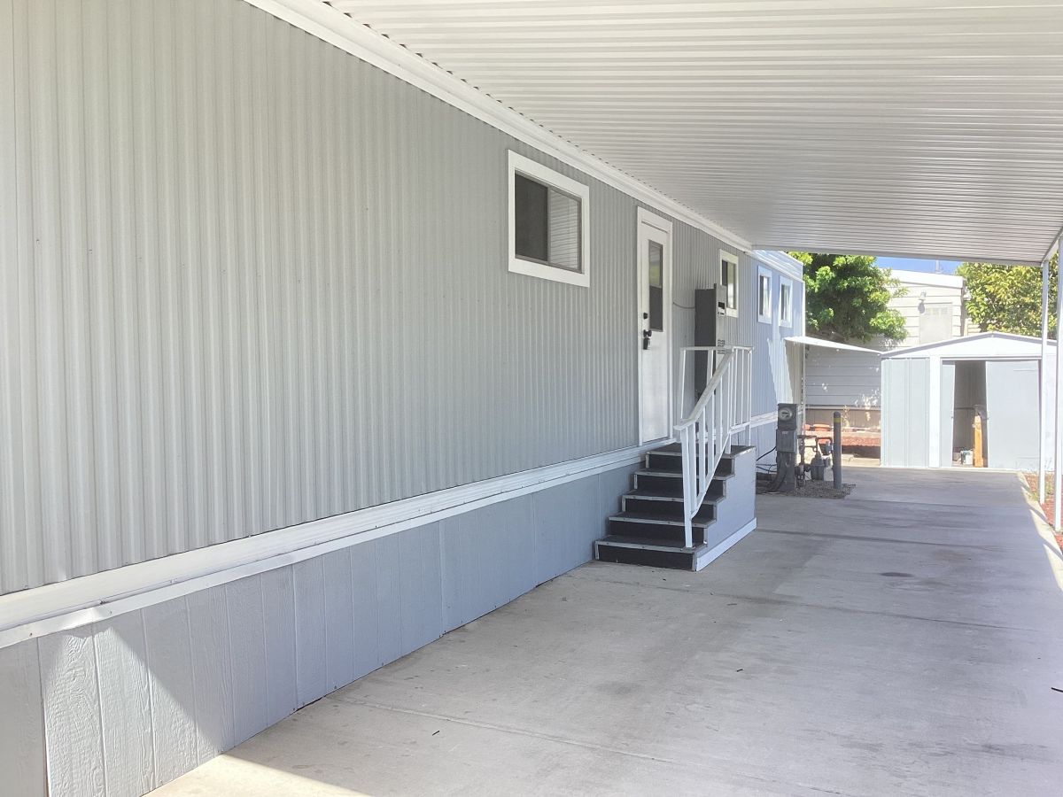 1001 West Lambert Road #084
