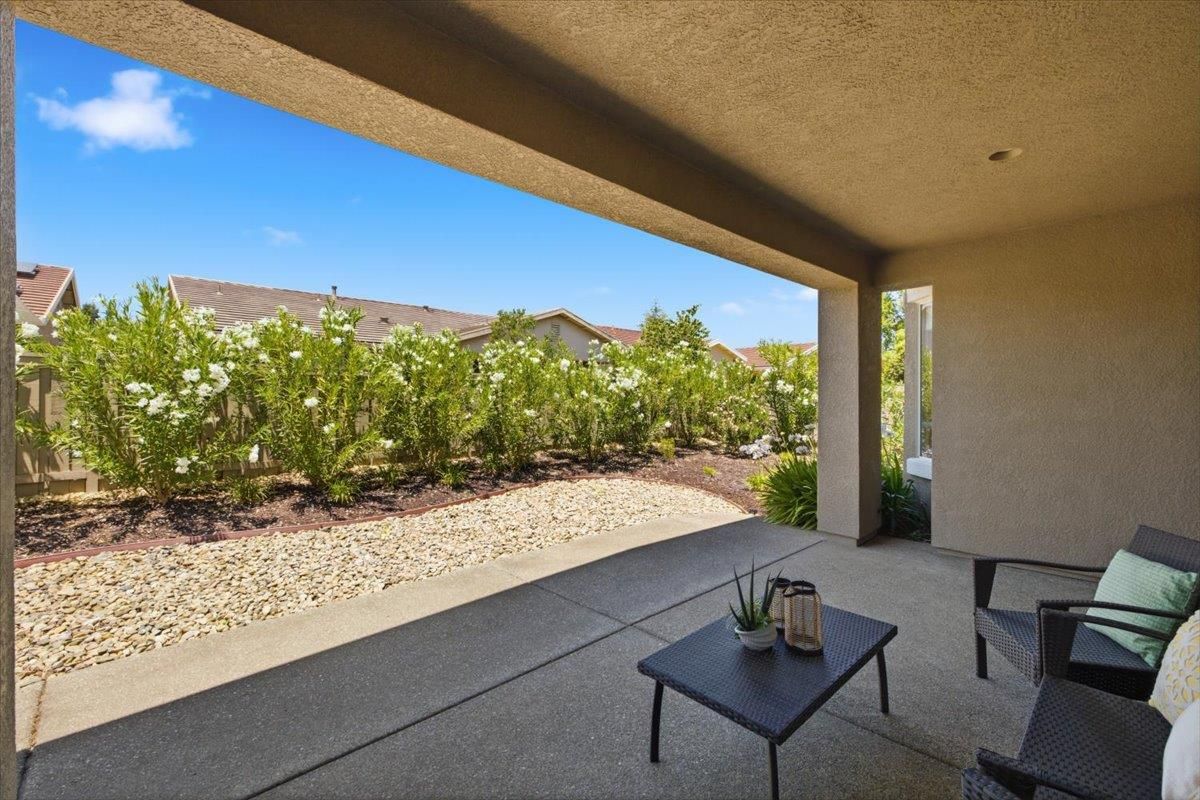 1227 Overland Lane