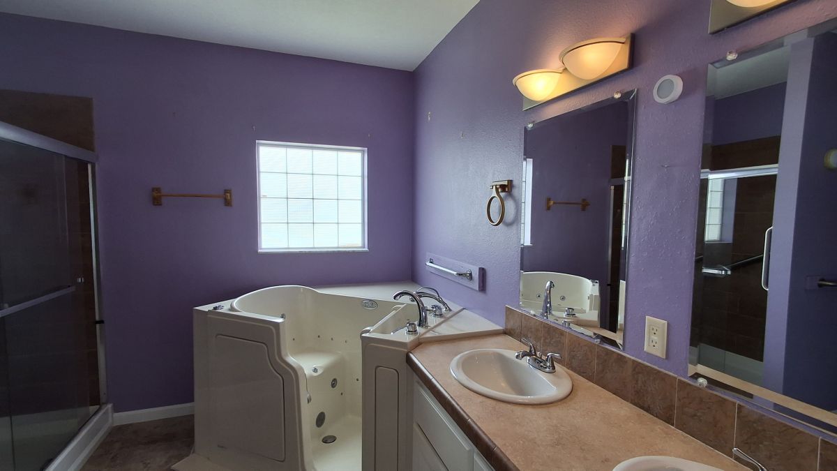 3000 US HWY 17/92 W LOT #640