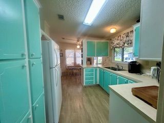2240 Mariposa Ave.