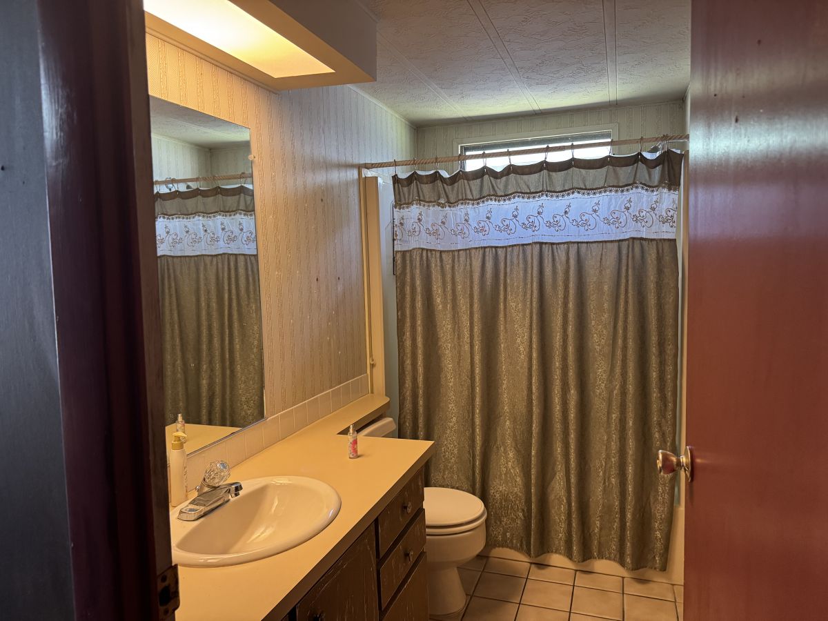 1635 Geranium Loop
