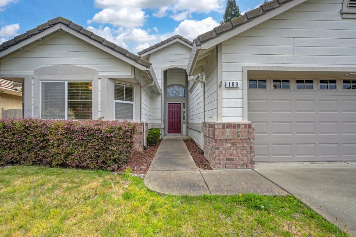108 Pimpernel Court