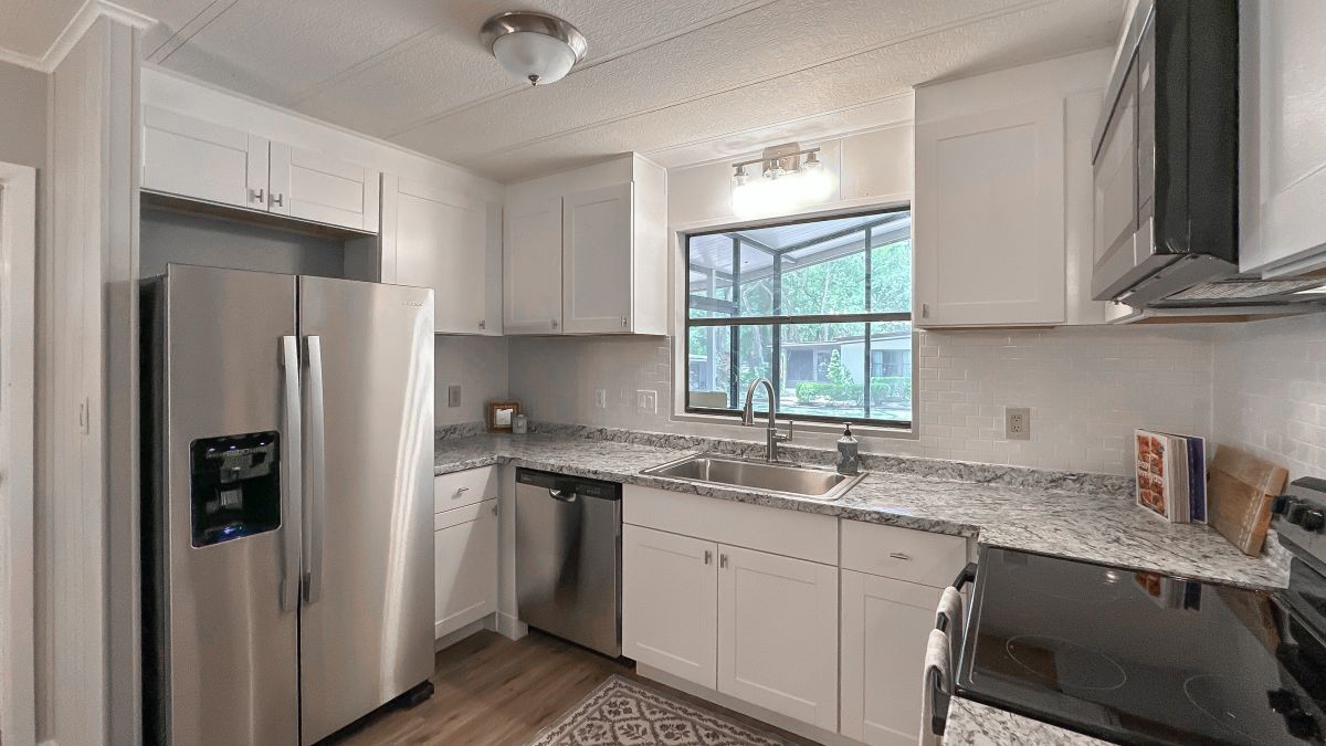 102 Magnolia Dr