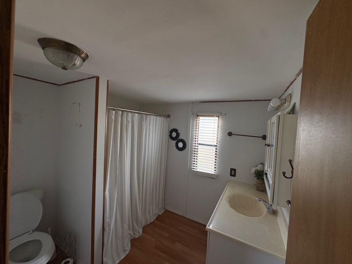 863 Santa Fe Drive
