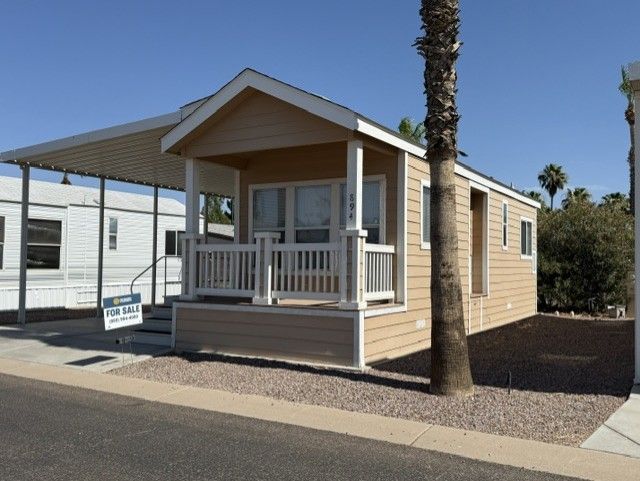 1110 North Henness Road, Site 894