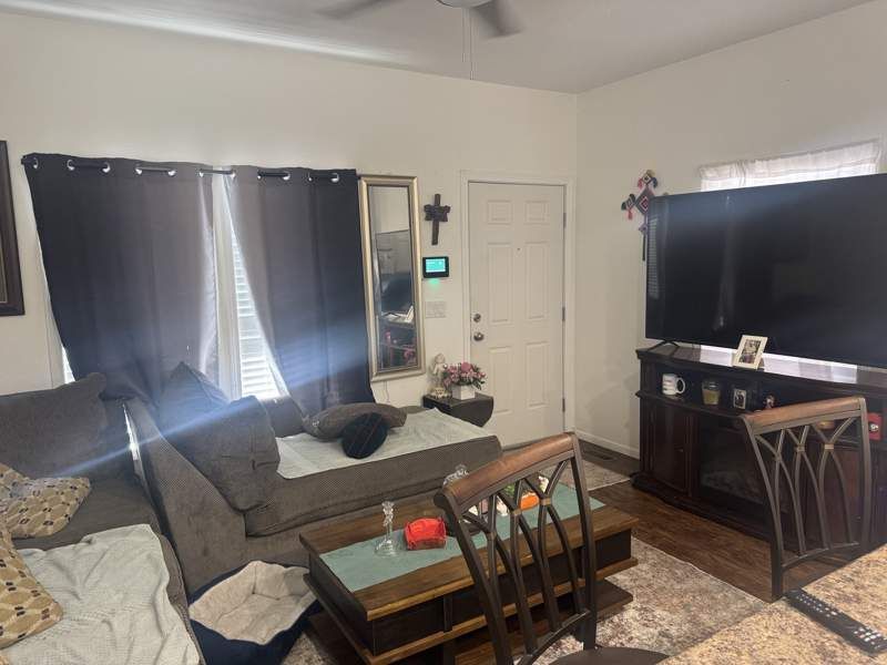 4470 E. Vegas Valley Dr. #086
