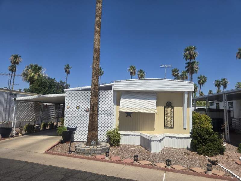 2050 W. Dunlap Ave #B161