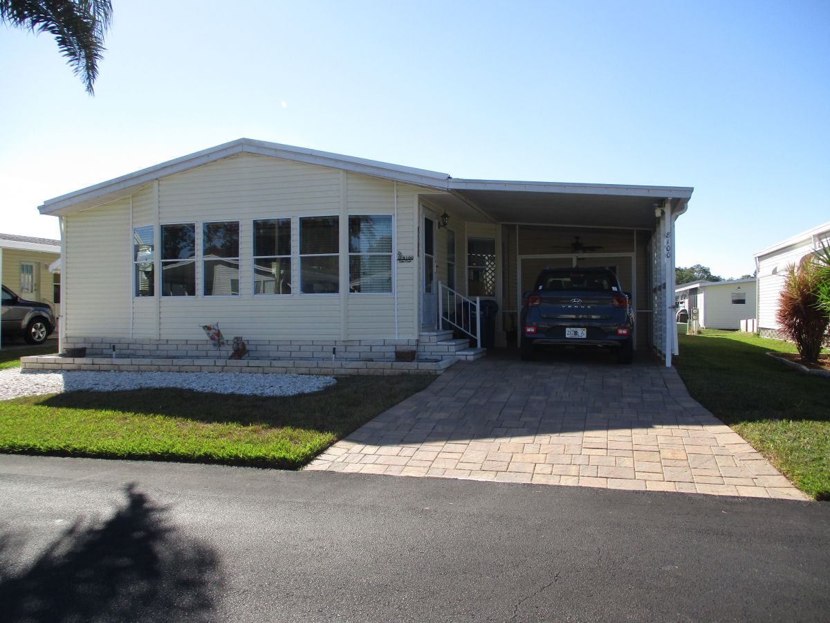 8100 Cedar Creek Dr.