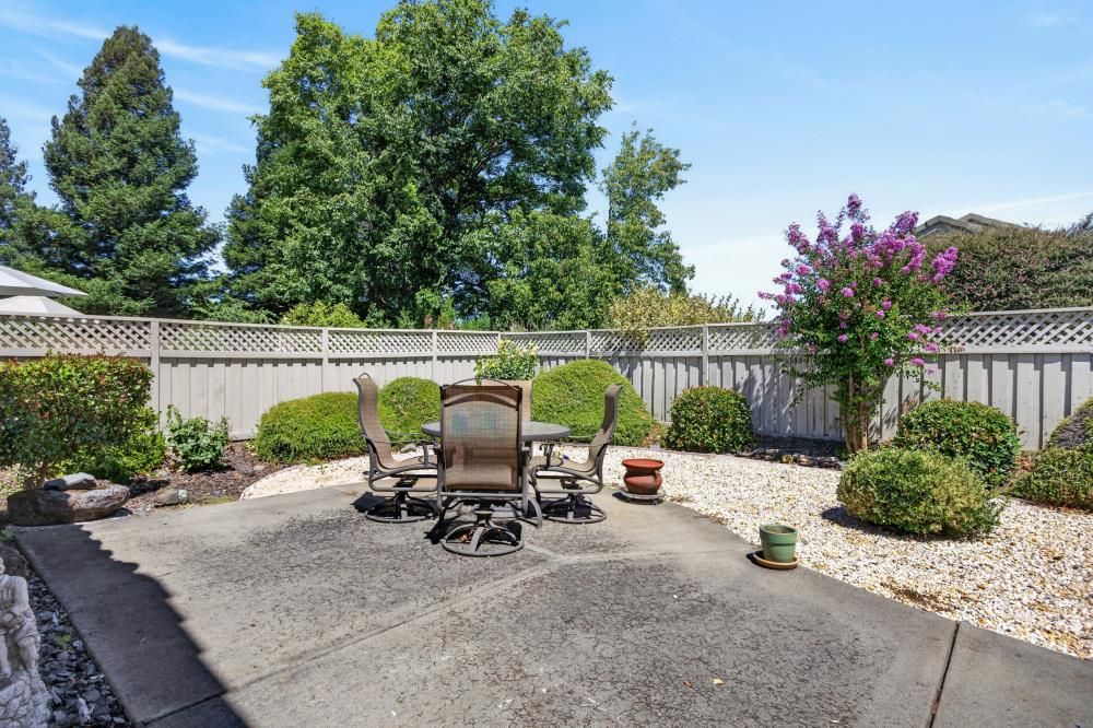 632 Blackstone Court