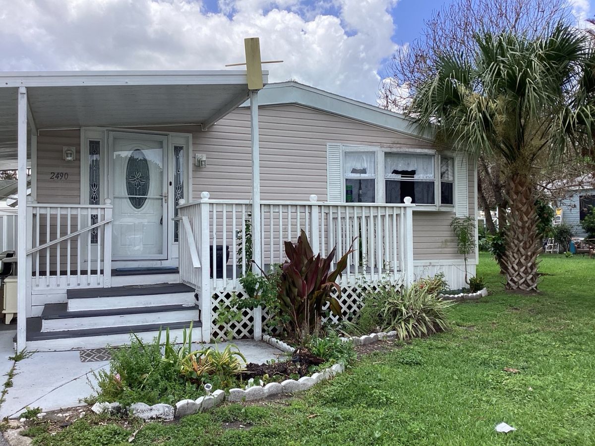2490 Long Horn Court