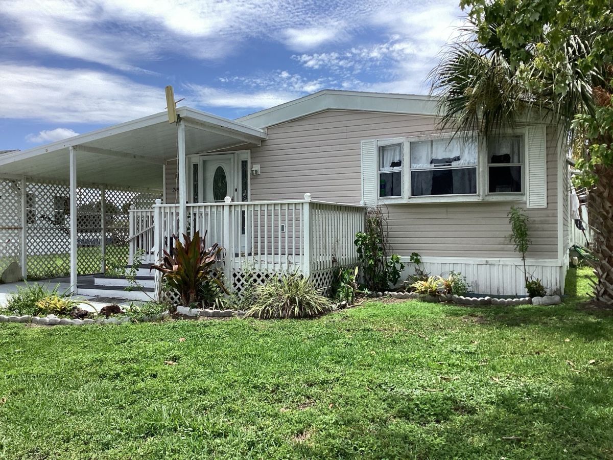 2490 Long Horn Court