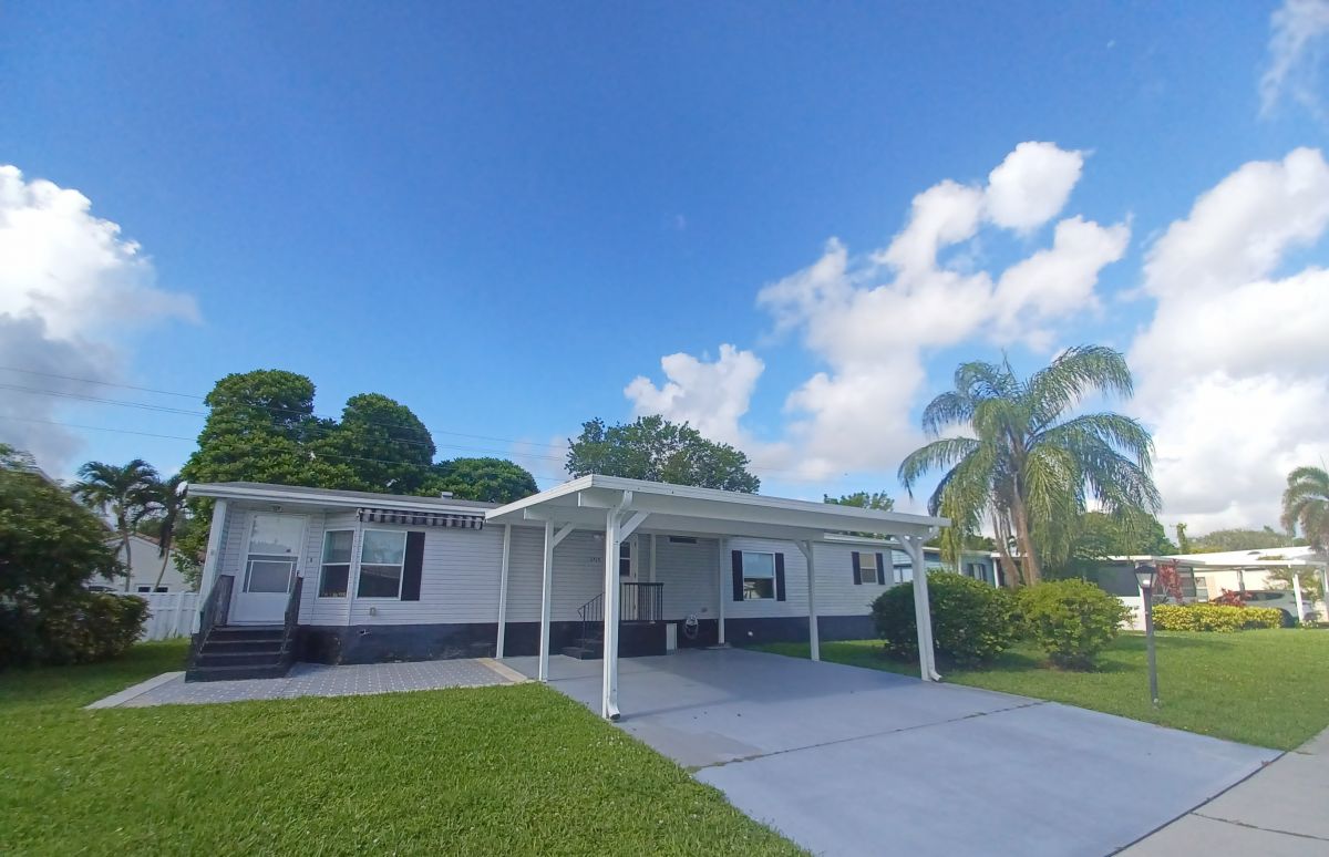 3424 NW 64th St