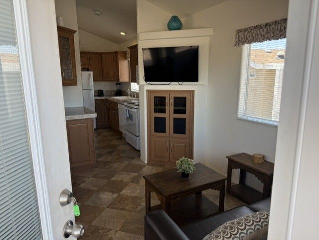 1110 North Henness Road, Site 665