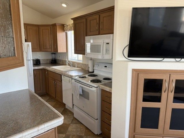 1110 North Henness Road, Site 665
