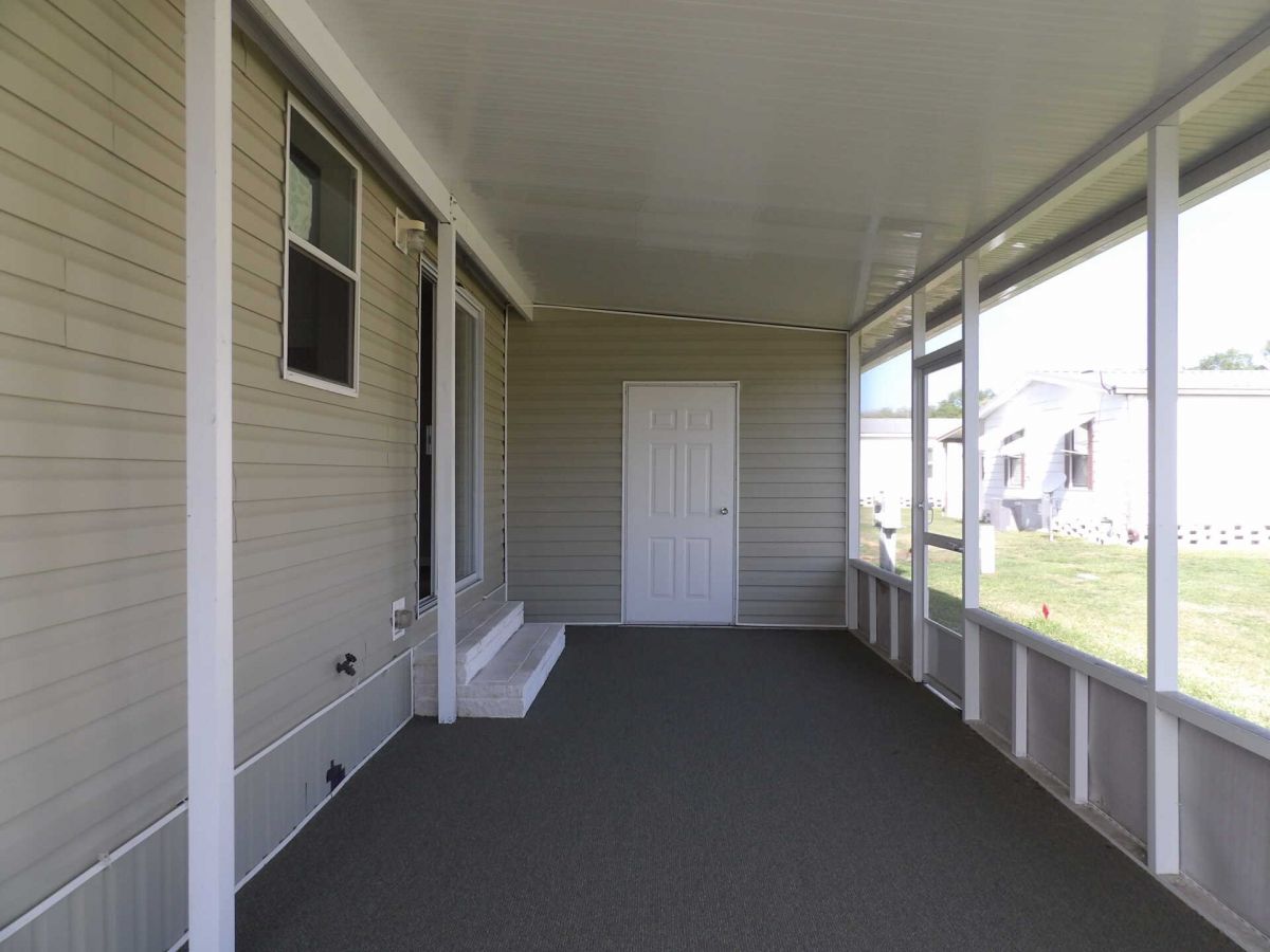 2692 NE Highway 70 Lot 193