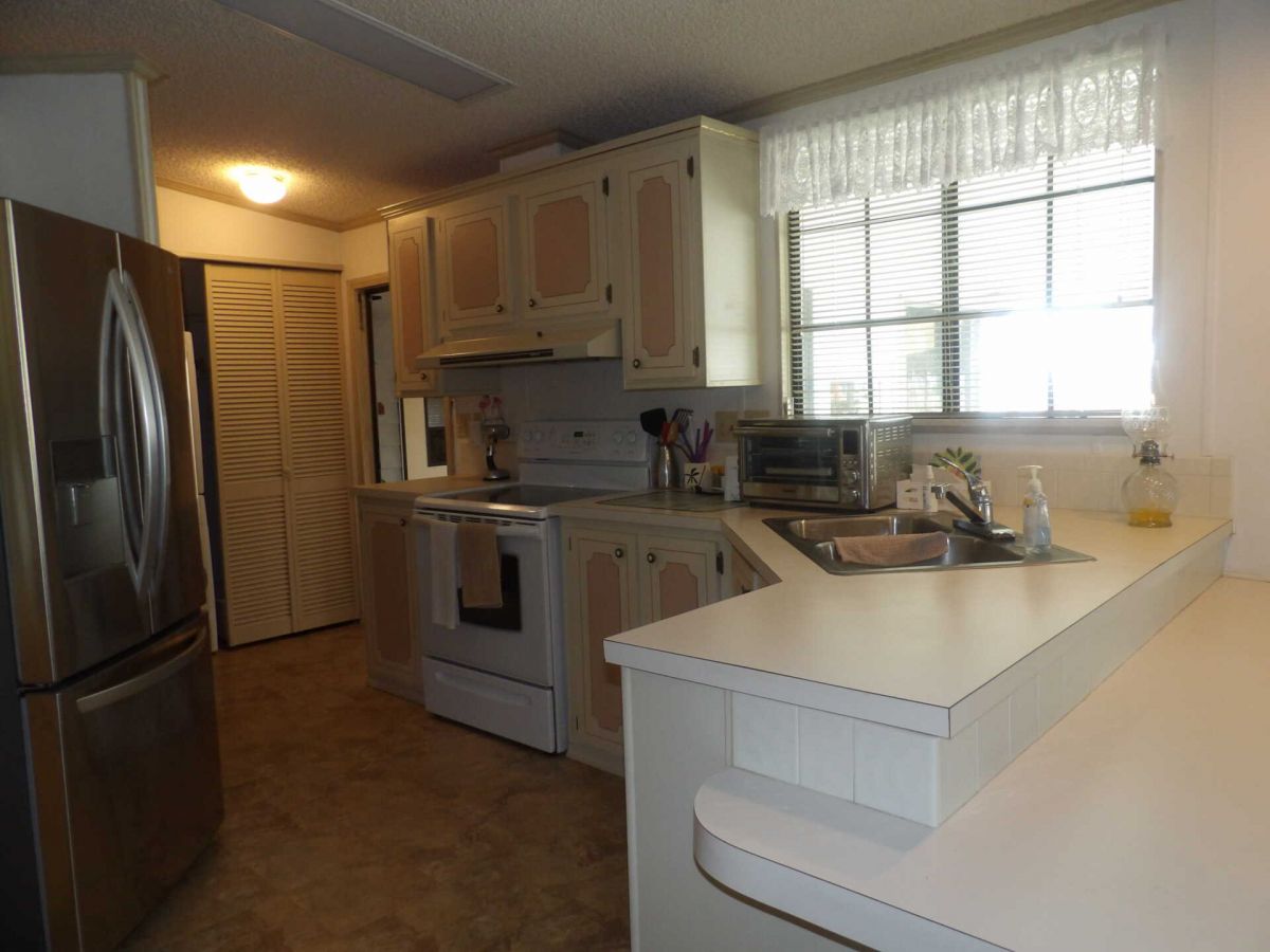 2692 NE Hwy 70, #6